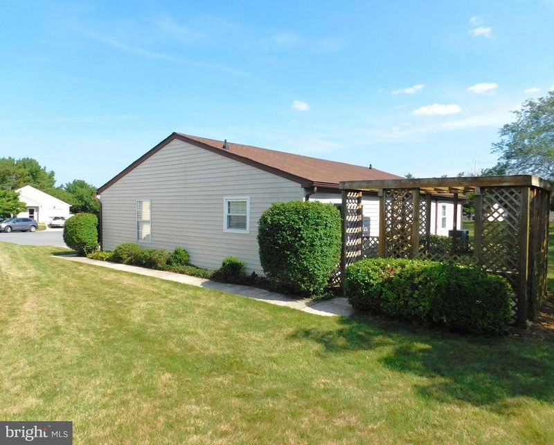 5603 Honeysuckle Ct, Frederick, MD 21703
