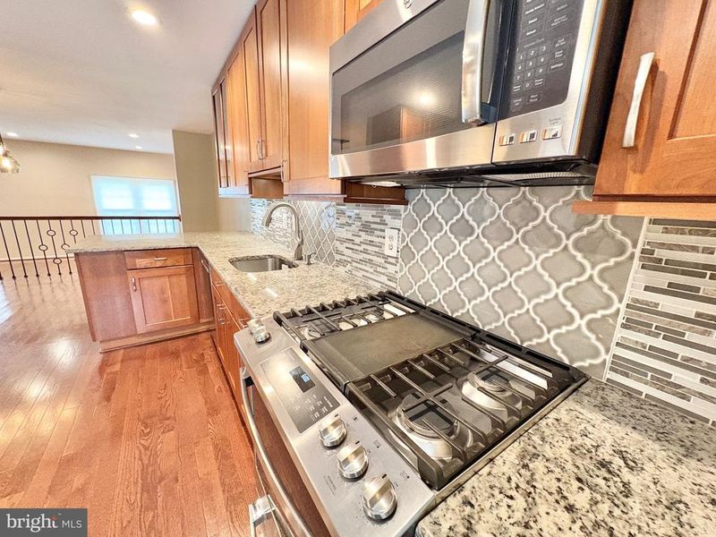 5111 Heritage Ln, Alexandria, VA 22311