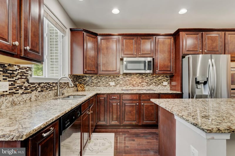 24837 Mason Dale Ter, Chantilly, VA 20152