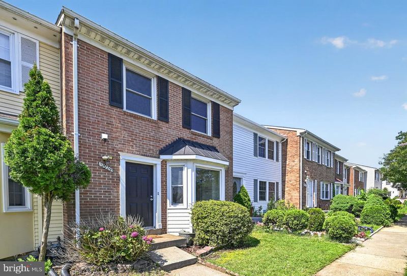 12929 Route 50, Fairfax, VA 22033