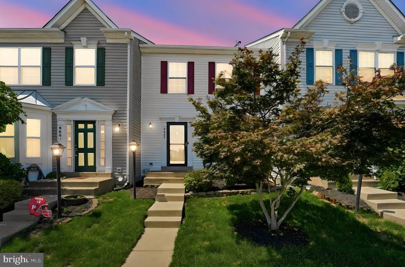 9083 Slate Stone Loop, Bristow, VA 20136