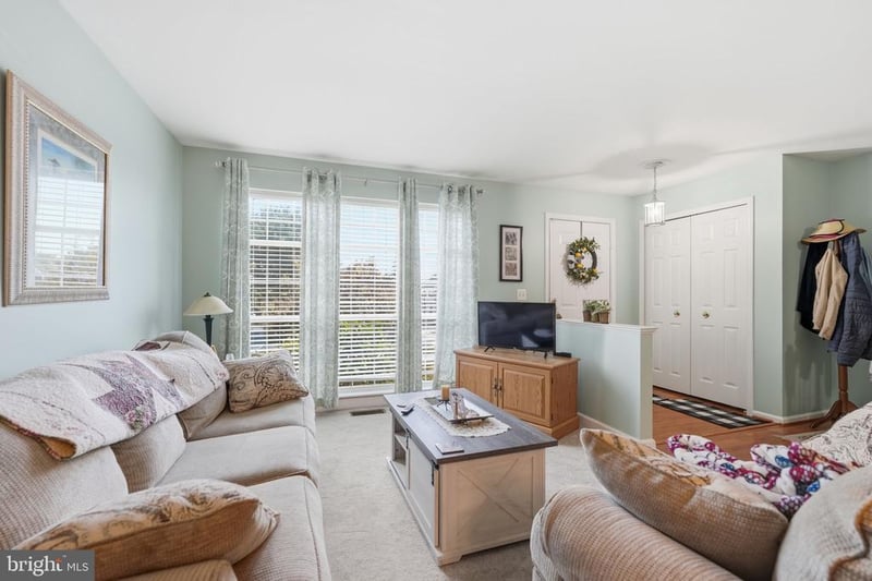 9083 Slate Stone Loop, Bristow, VA 20136