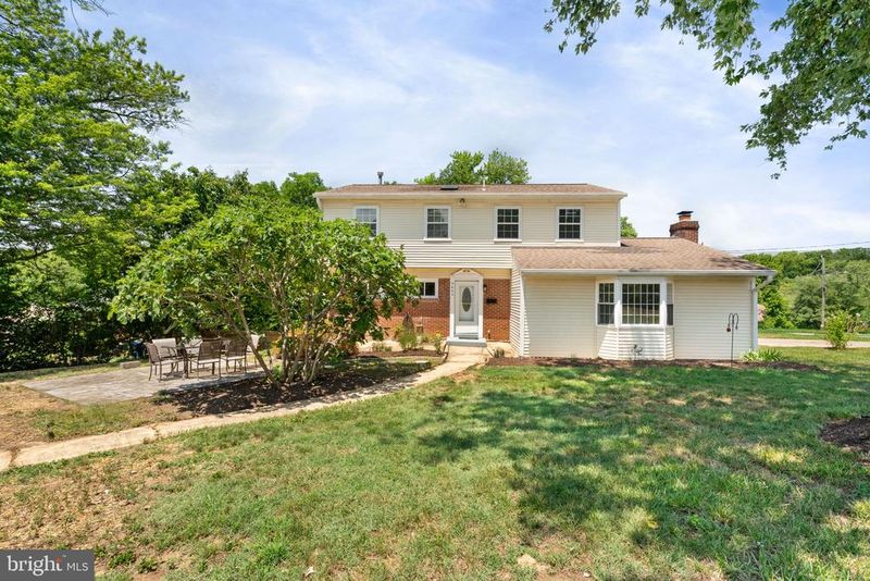 3600 Oakwood Ln, Alexandria, VA 22310