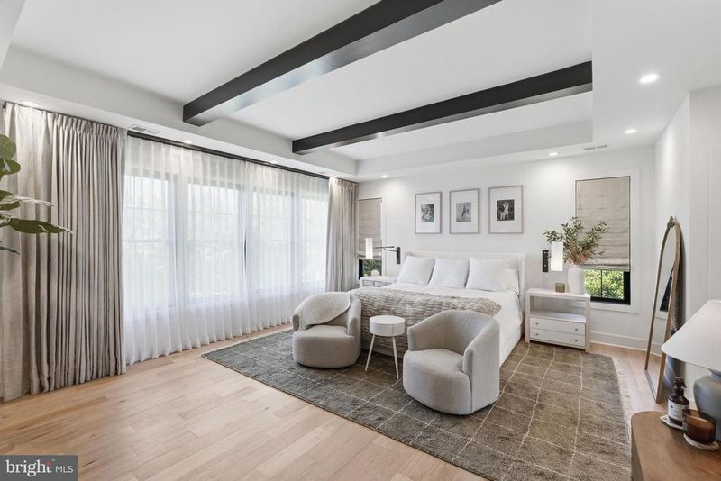 6026 Little Falls Rd, Arlington, VA 22207