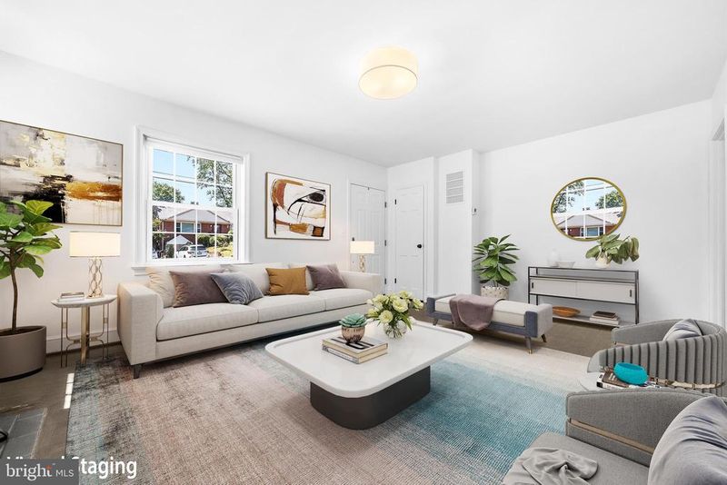 3104 Collard St, Alexandria, VA 22306