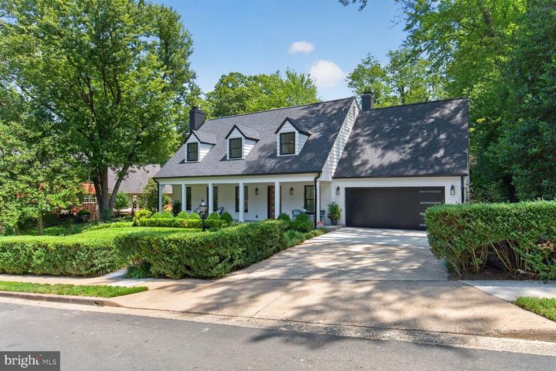 4178 39th St N, Arlington, VA 22207
