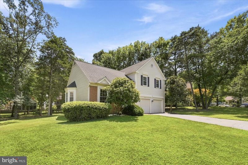6413 Bromfield Tc, Centreville, VA 20120