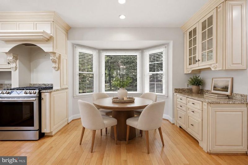 6413 Bromfield Tc, Centreville, VA 20120