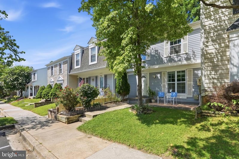 12957 Pickering Dr, Germantown, MD 20874