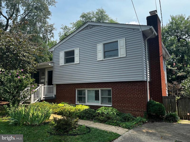 2501 N Kenilworth St, Arlington, VA 22207