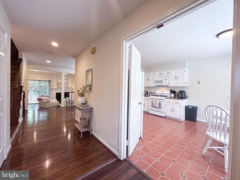 442 N Park Dr N, Arlington, VA 22203