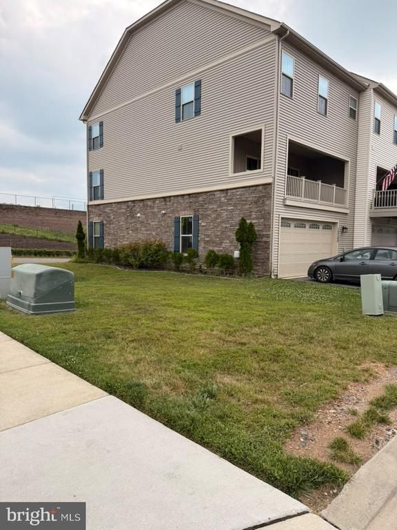 10248 Lake Linganore Blvd, New Market, MD 21774
