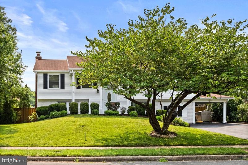 12840 Point Pleasant Dr, Fairfax, VA 22033