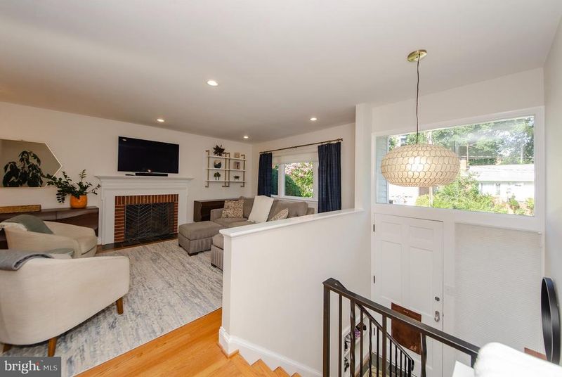 971 N Rochester St, Arlington, VA 22205