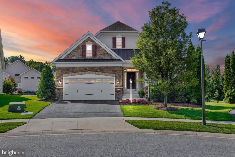 13 Tremont Dr, Millersville, MD 21108