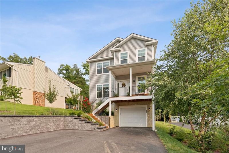603 Overhill Dr, Edgewater, MD 21037