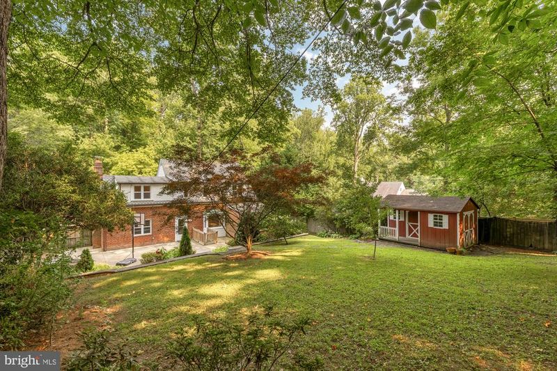 6814 Oregon Ave NW, Washington, DC 20015