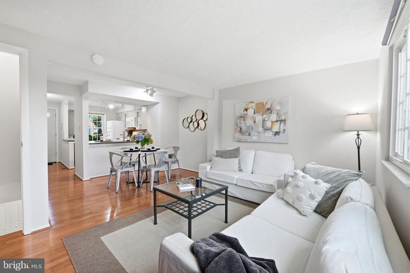 1305 Elm Grove Cir, Silver Spring, MD 20905