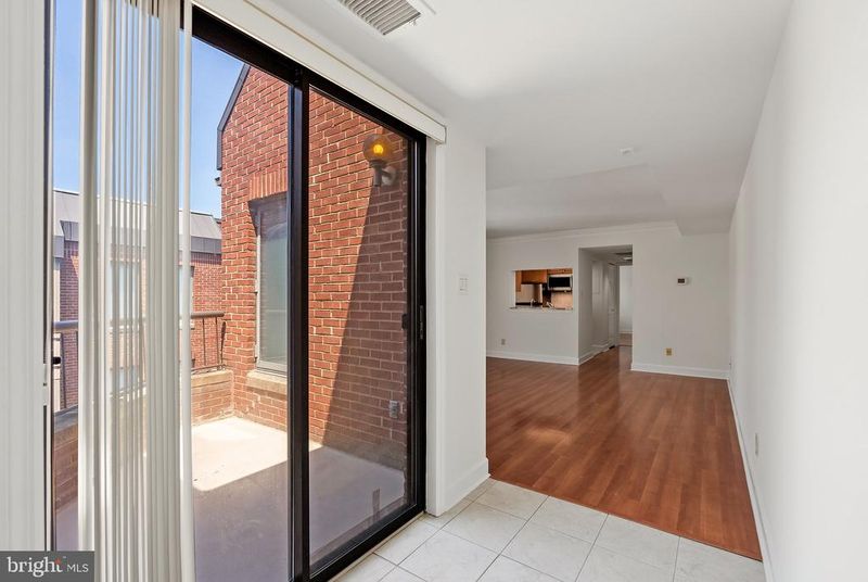1080 Wisconsin Ave NW #3019, Washington, DC 20007