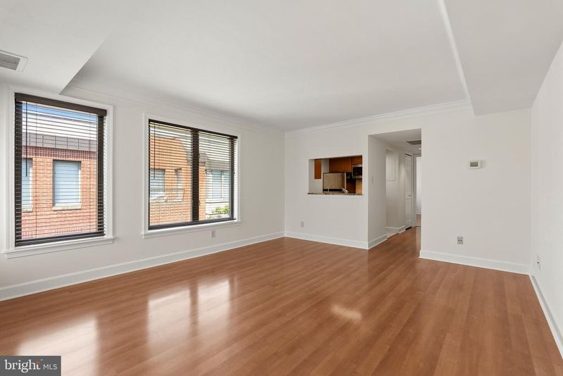 1080 Wisconsin Ave NW #3019, Washington, DC 20007