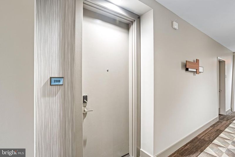 145 Riverhaven Dr #208, National Harbor, MD 20745