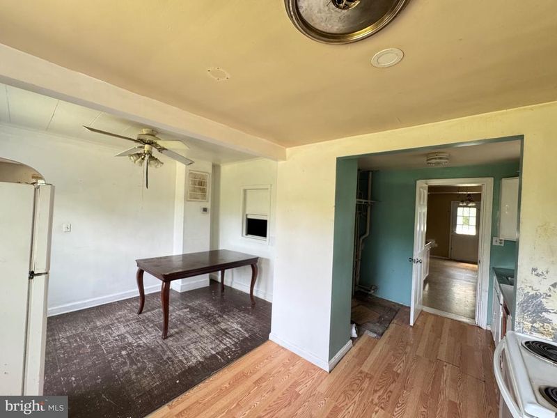 5213 Pole Rd, Alexandria, VA 22309