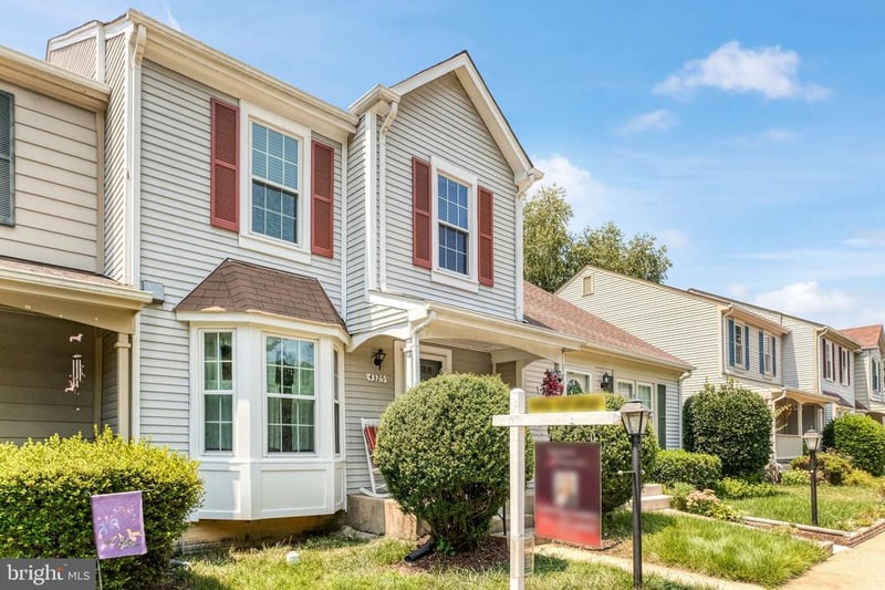 4325 Jonathan Ct, Dumfries, VA 22025