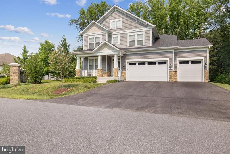 7803 Truitt Ln, Severn, MD 21144