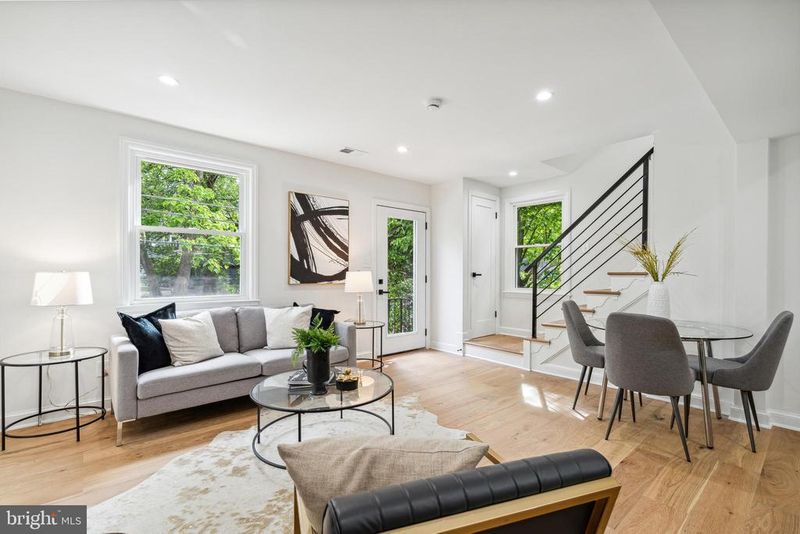 4509 Clark Pl NW, Washington, DC 20007