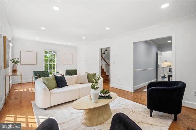 5607 Langston Blvd, Arlington, VA 22207