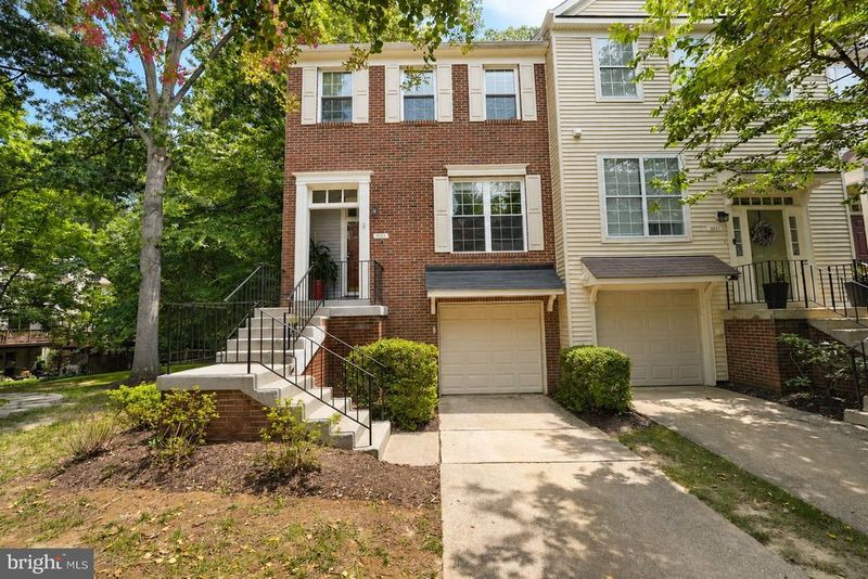 5855 Wye Oak Commons Ct, Burke, VA 22015
