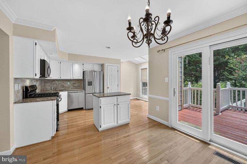 7827 Shepherd Hills Ct, Lorton, VA 22079