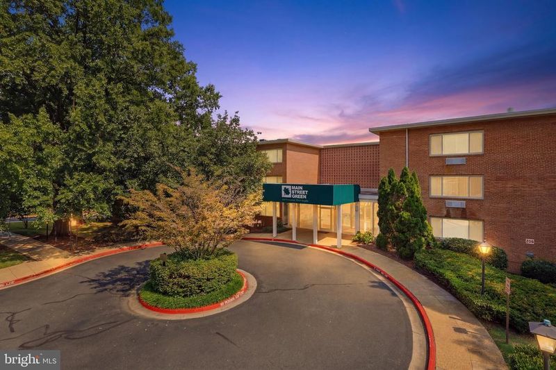 10570 Main St #302, Fairfax, VA 22030