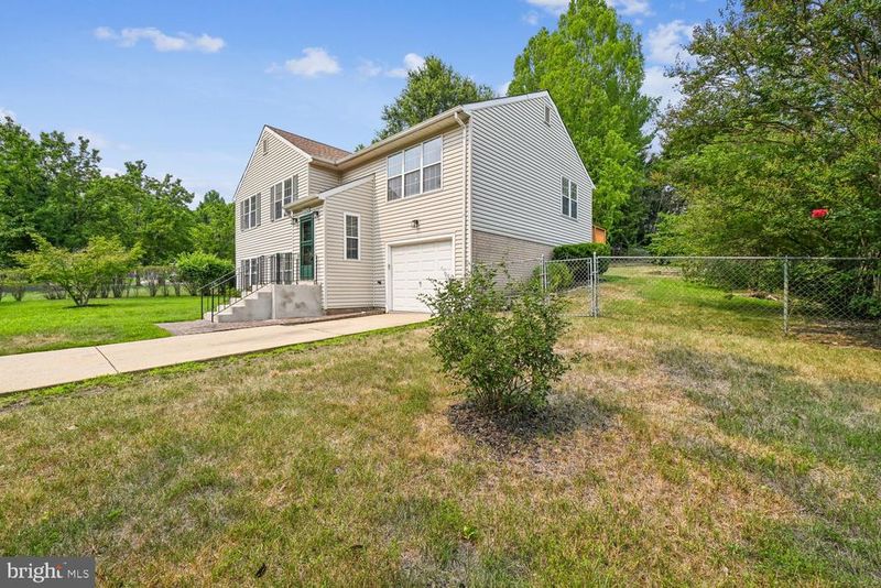 12210 Kingsbrook St, Bowie, MD 20721