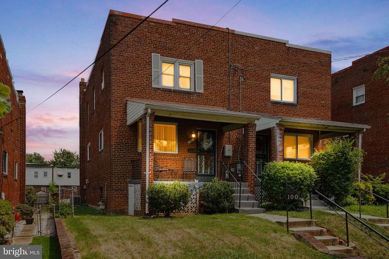 100 55th St SE, Washington, DC 20019