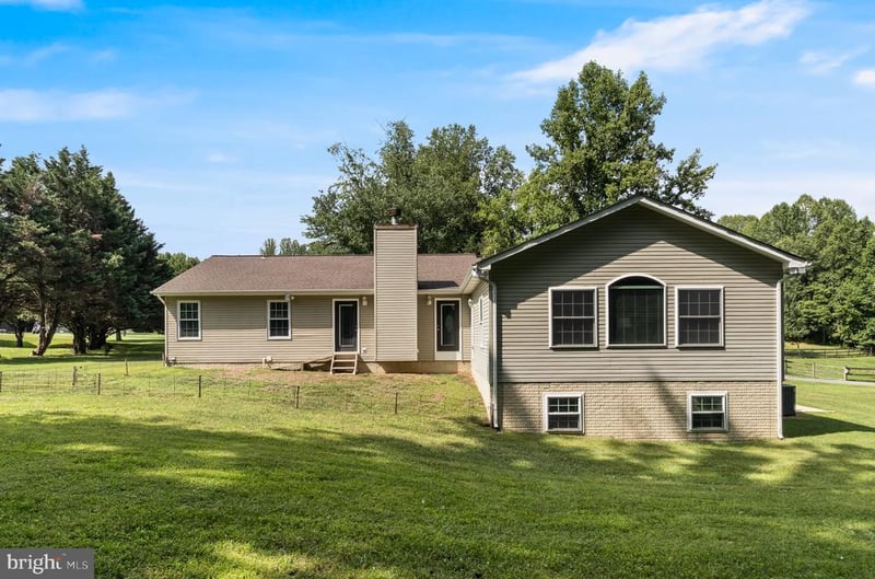 4785 Roanoke Pl, Waldorf, MD 20601
