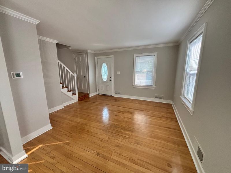2705 Fort Dr, Alexandria, VA 22303