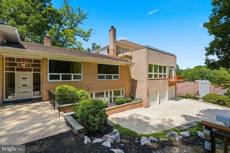 7010 Oregon Ave NW, Washington, DC 20015
