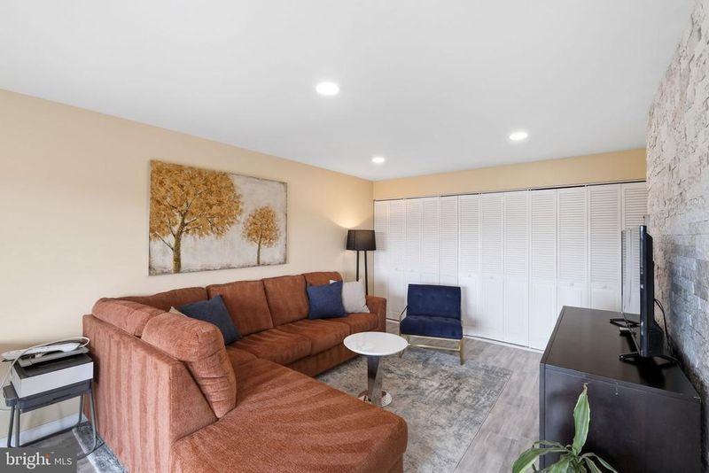 3101 Manchester St #904, Falls Church, VA 22044