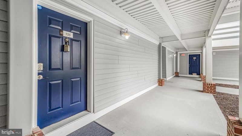 10300 Appalachian Cir #7-106, Oakton, VA 22124