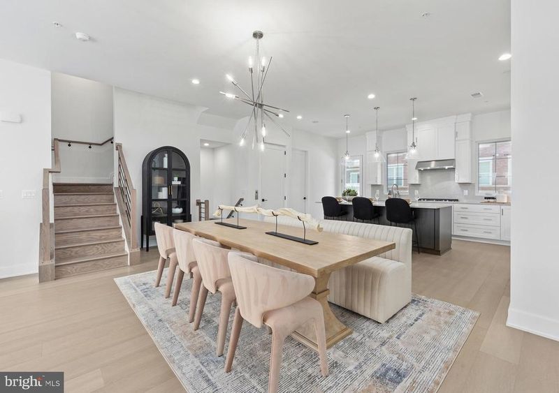 8603 Erdem Pl, Chevy Chase, MD 20815