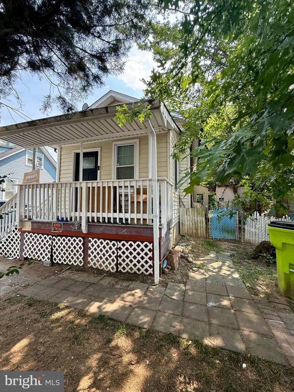 5103 Crittenden St, Hyattsville, MD 20781