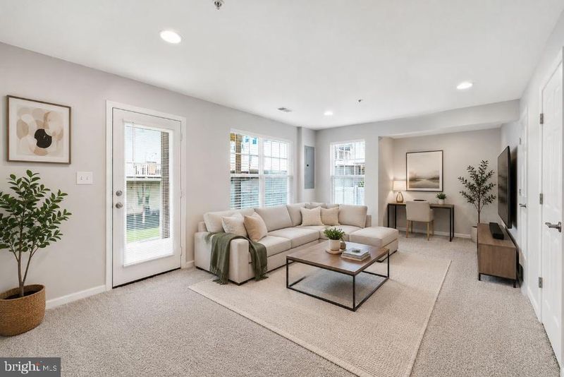 6251 Alexa St, Frederick, MD 21703