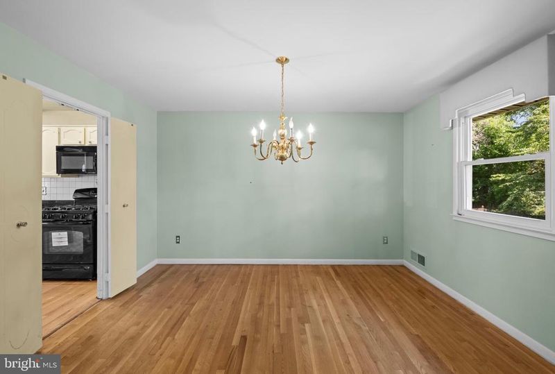 14805 Flintstone Ln, Silver Spring, MD 20905