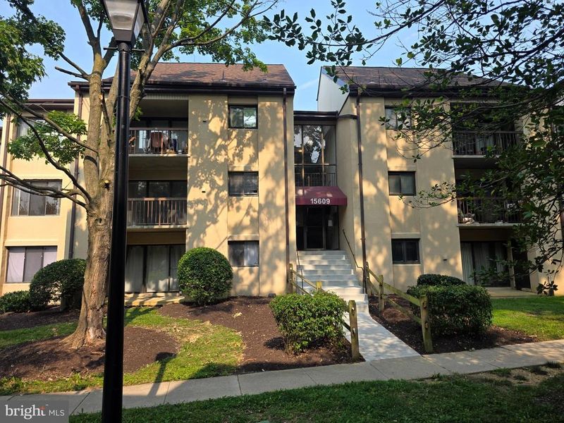 15609 Dorset Rd #201, Laurel, MD 20707