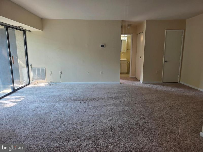 15609 Dorset Rd #201, Laurel, MD 20707