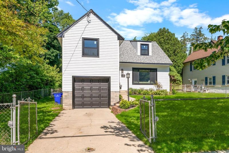 13406 Parkland Dr, Rockville, MD 20853