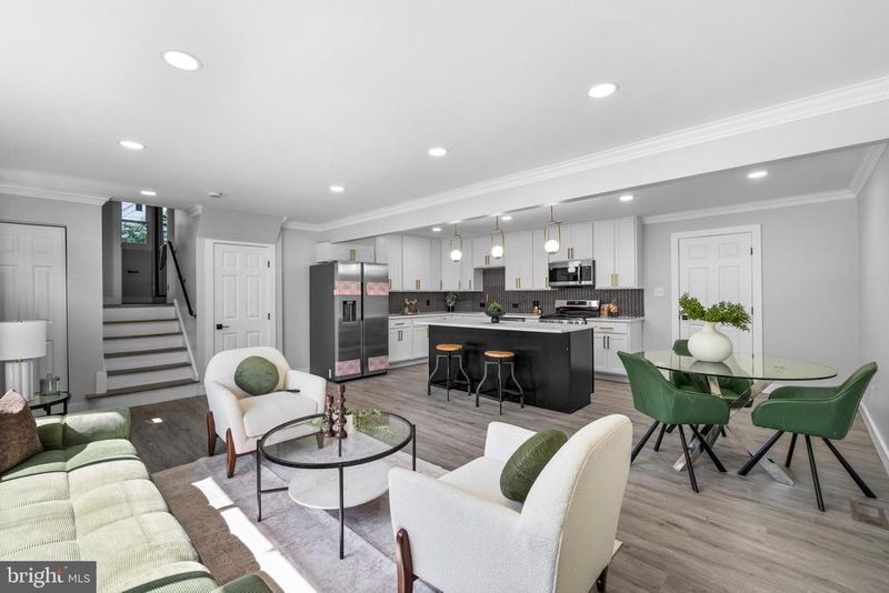 13406 Parkland Dr, Rockville, MD 20853