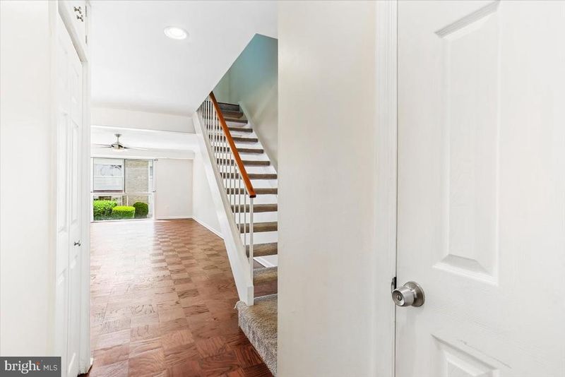 3121 University Blvd W #4, Kensington, MD 20895
