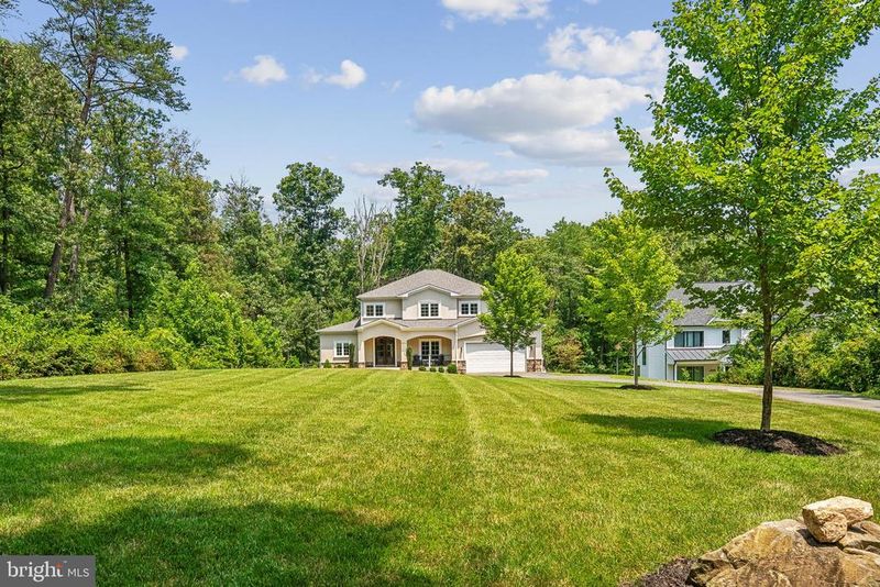 11434 Park Dr, Fairfax, VA 22030